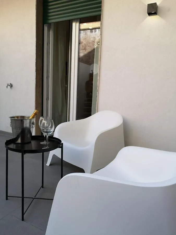 Alojamento de Acomodação e Pequeno-almoço Armisi B&B Catânia