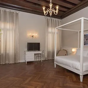 Sonder Salute Palace Hotel Venedig